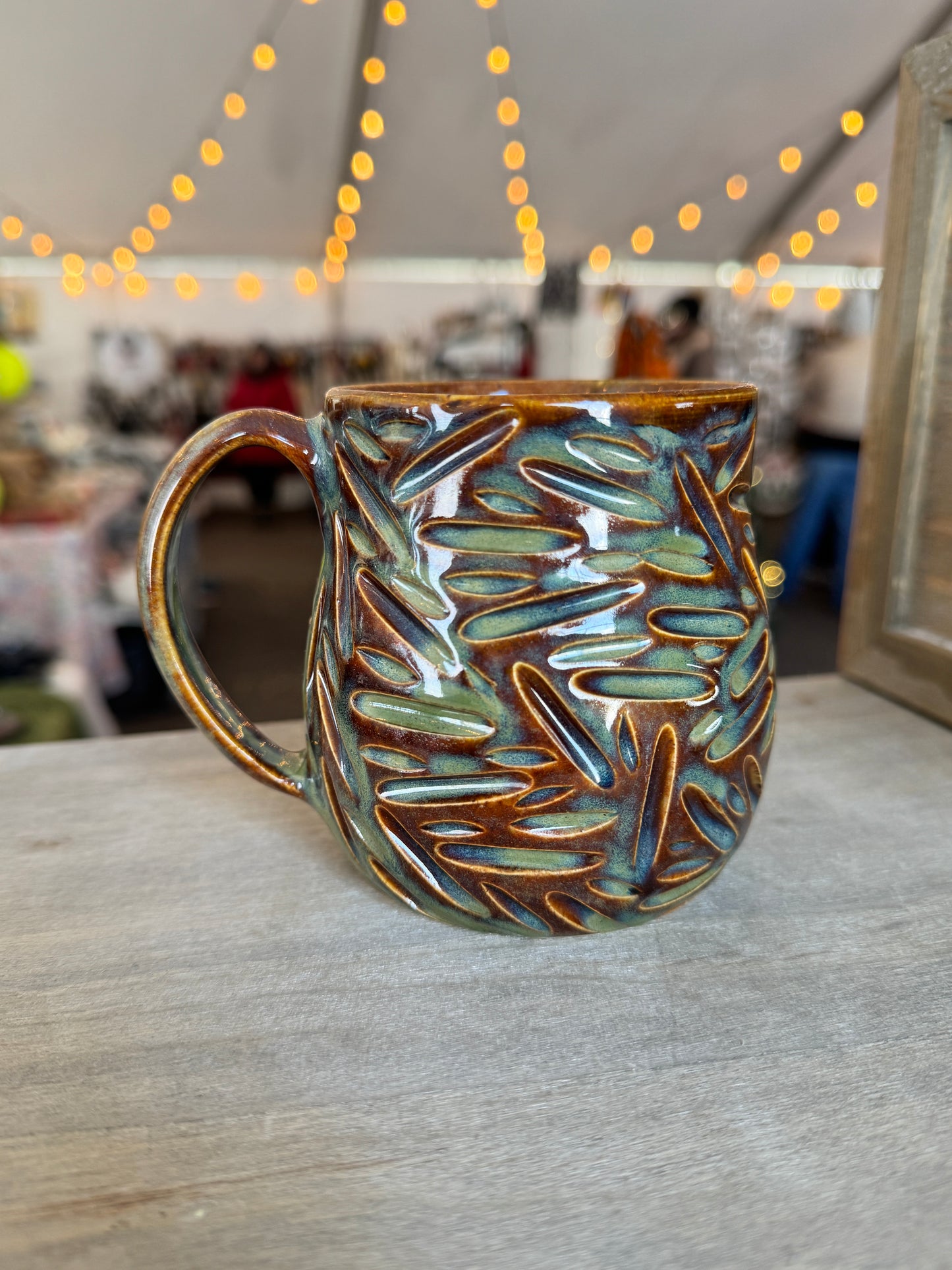 Pine Carvetti Mug - approx. 12-14oz - 112