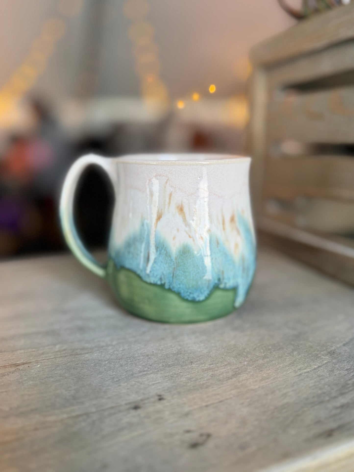 Cream & Green Mug - approx. 12-14oz - 114