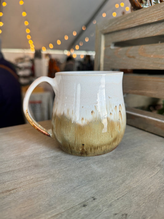 Cream & Copper Mug - approx. 12-14oz - 116